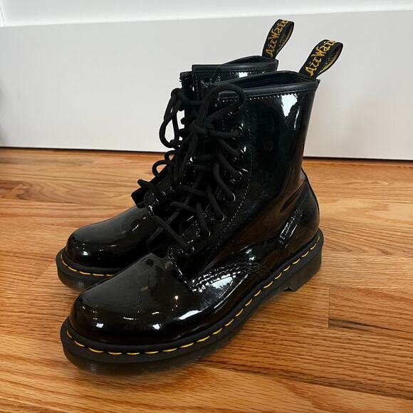 Dr. Martens 1460 Women’s 6 Black Patent Leather Lace Up Platform Boots Mid Calf - Picture 2 of 9